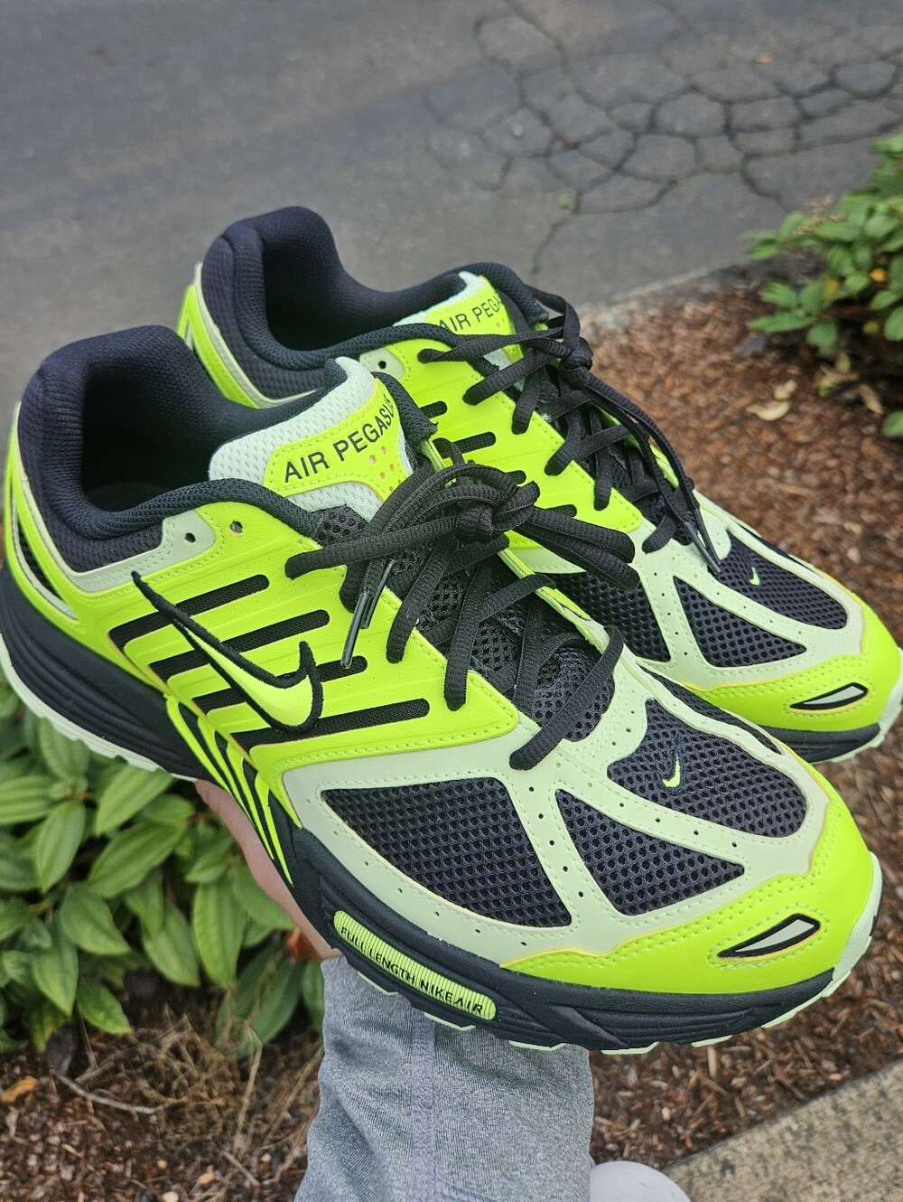Nike Neon Green and Black Air Pegasus 2k5 Running Shoes